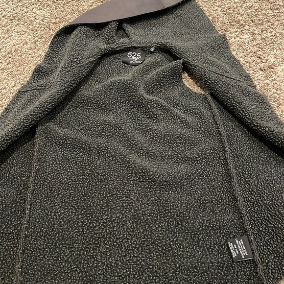 525 vest - Picture 3 of 6